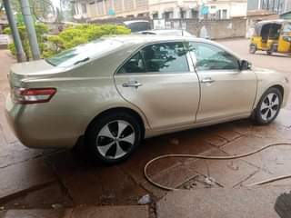 A picture of 2010 Toyota Camry V4
