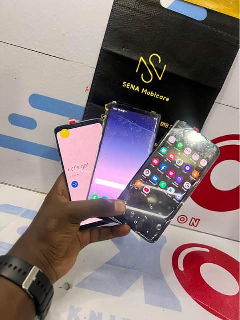 A picture of SAMSUNG PHONES