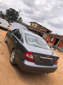 A picture of Camry used XLE 2004 09075397095
