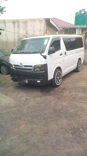 used toyota hiace