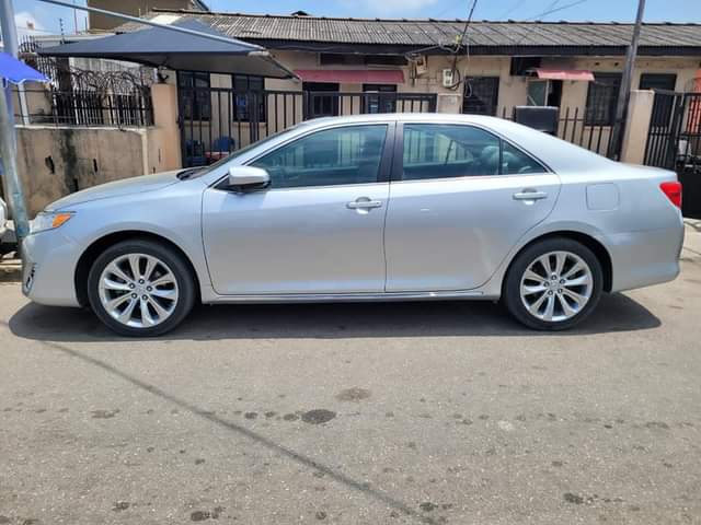 A picture of Toyota Camry 013
