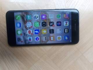 A picture of Am selling off my iPhone 7plus