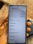 A picture of SAMSUNG S22 ultra going