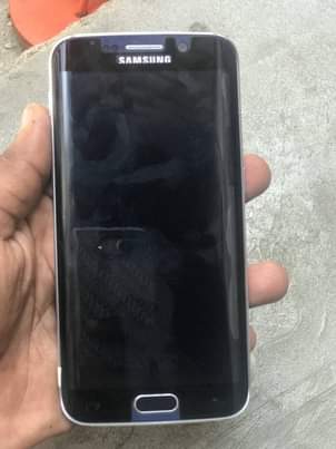 A picture of Samsung s6 edge gb 64 ram 4 bado mpyaa