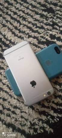 A picture of iphone 6s Gb 128