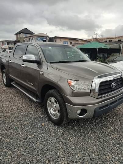 A picture of Toyota Tundra 2007 Double doors
