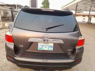 A picture of 2012 Toyota Highlander
