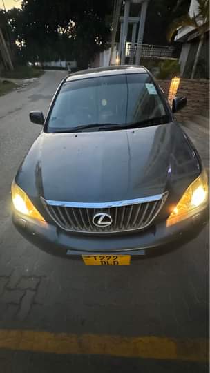 A picture of Toyota Harrier 2007 model for sale