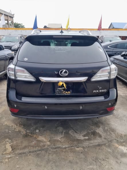 A picture of Lexus Rx 350