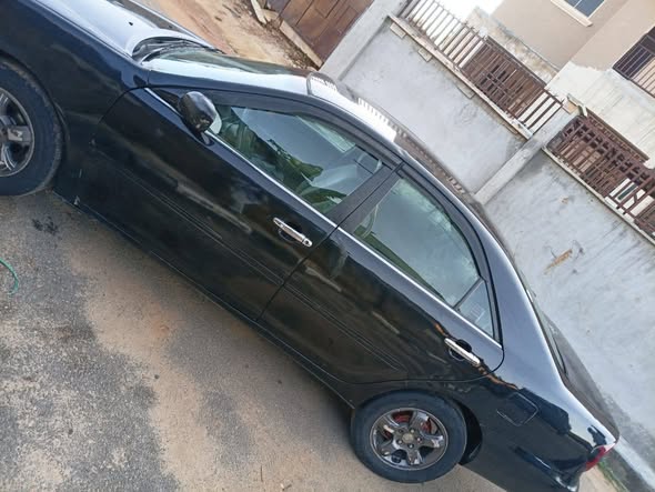 A picture of TOYOTA CAMRY 2004