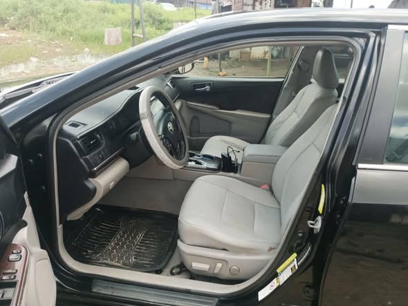 A picture of Toyota Camry 2013