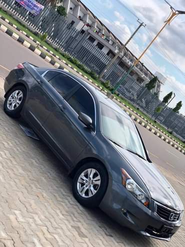 A picture of FOR SALE EXTREMELY CLEAN USED HONDA ACCCORD 2009 MODEL BELGIUM