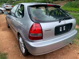A picture of Civic 2000 manual