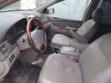A picture of 2005 TOYOTA Sienna