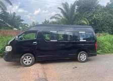 A picture of Toyota hummer bus three 2rz engine Buy and drive 2
