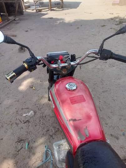A picture of HUONIAO CC 125