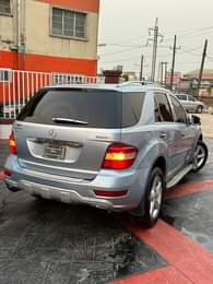 A picture of Clean Registered ML350 2007 upgraded to 2011 model Buy and