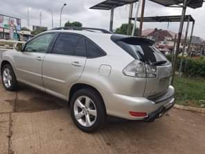 A picture of Belgium grade lexus RX330 2006 model avaliable Buy and drive