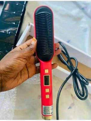 A picture of HAIR STRAIGHT COMB