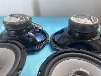 speakers