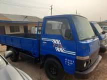 A picture of Nissan Cabster