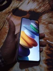 A picture of TECNO spark 8 Bado Mpya storage 64 GB battery 5000mah