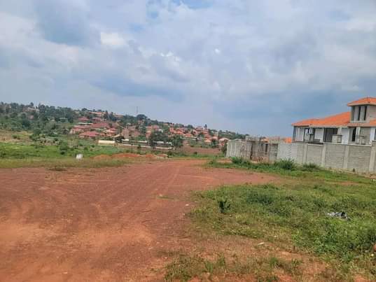 A picture of Namugongo Sonde plots 75m payable in instalments 0759502757