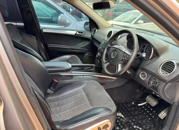 A picture of Mercedes Benz