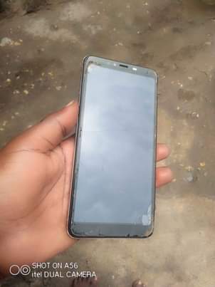 A picture of Tecno spark 2 gb 16