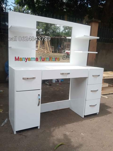 A picture of Furniture Bora