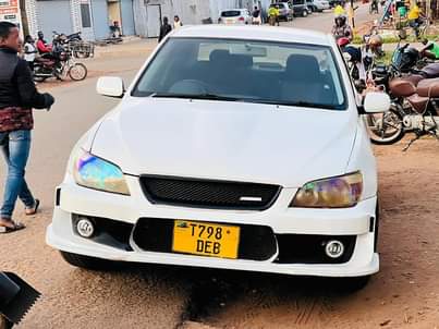 used toyota altezza