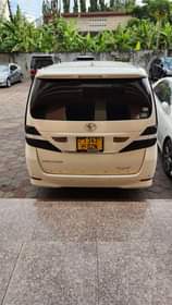 A picture of 2009 Toyota Vellfire