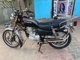 A picture of Haojue inauzwa full document bei 1650000 coll coll 0620 2166