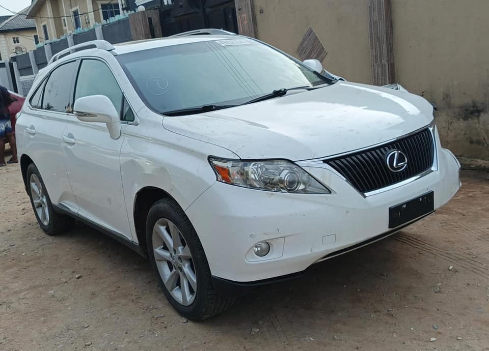 A picture of TOKS 2010 LEXUS RX350