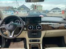 A picture of Registered MBenz GLK350 2013 Thumbstart Pano Roof Rev Cam 7