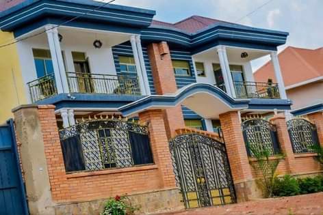 self compound houses