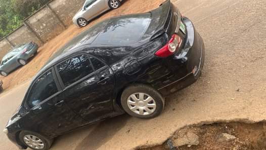 A picture of Toyota Corolla 09 model upgraded to 012 Painted on first