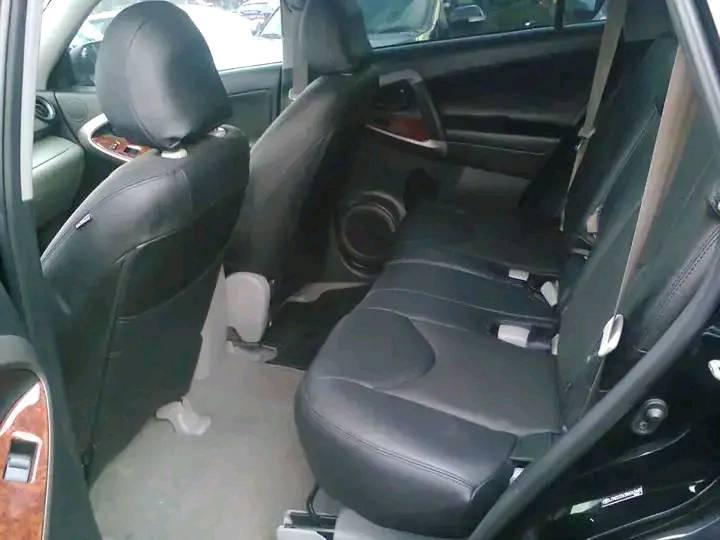 A picture of Toyota RAV4