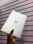 A picture of MAC BOOK PRO CORE I5
