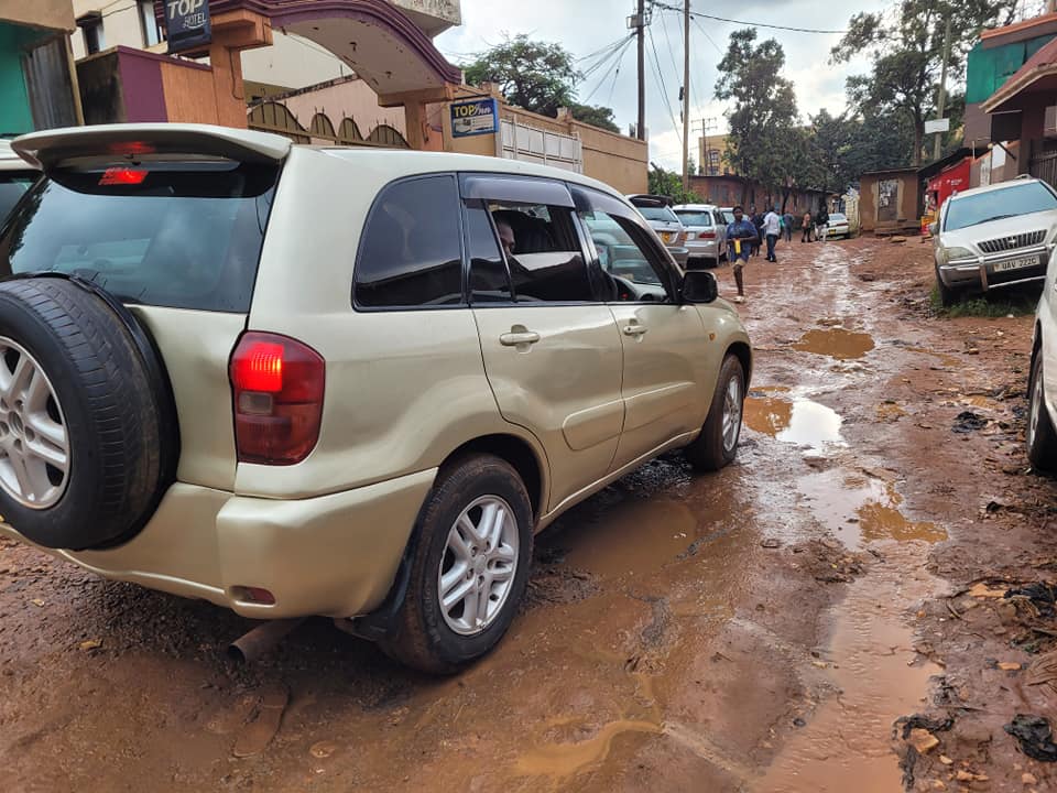 A picture of Rav4 toyota