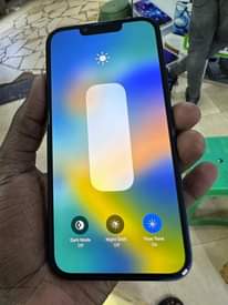 A picture of Iphone 13