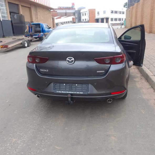 A picture of Car for striping