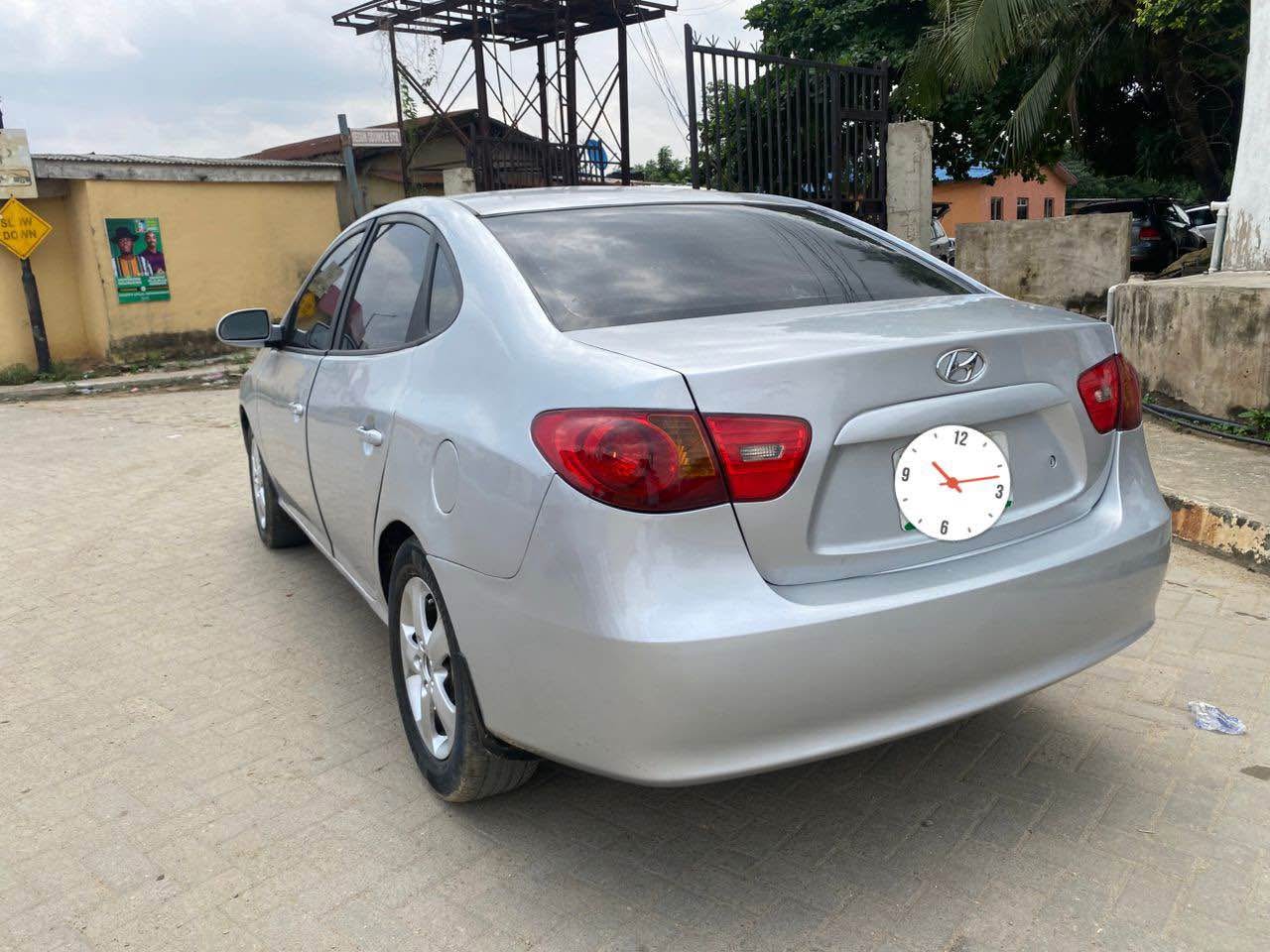 A picture of Hyundai Elantra 2008