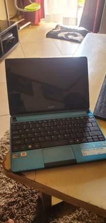 A picture of Acer mini laptop