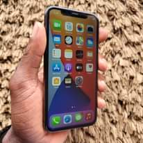 A picture of I PHONE X