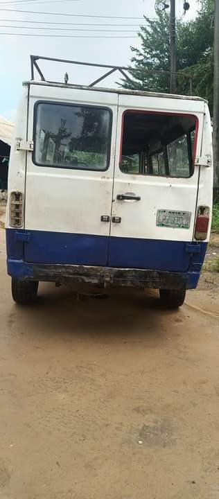 A picture of Mercedes Benz 210