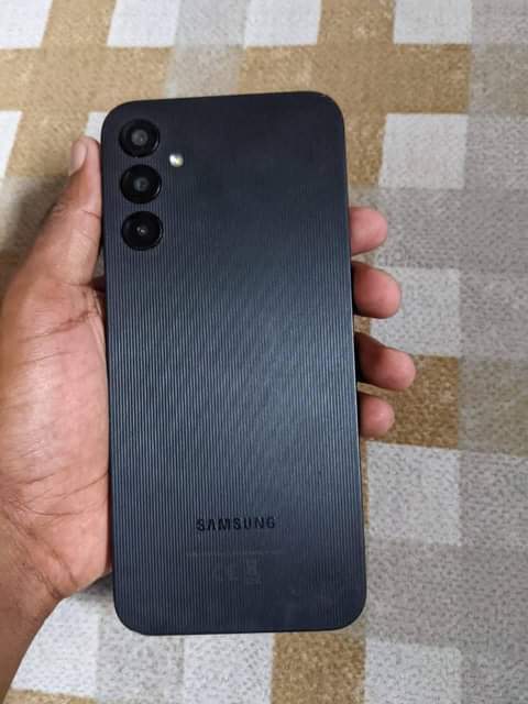 A picture of Sumsung A14 gb 64 ram 4