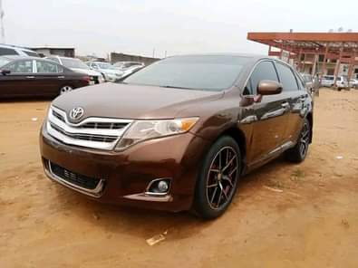 A picture of For sale Slightly used 2010 Toyota venza Full option With
