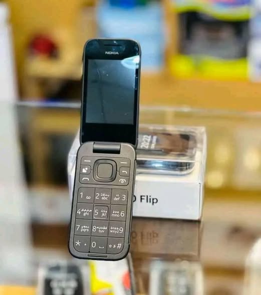 A picture of Nokia 2660 Flip 4G Dual Sim Phone Original