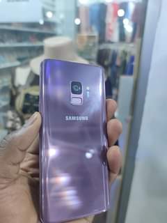 A picture of SAMSUNG S9